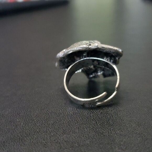 Silver tone elephant ring - Picture 6 of 9